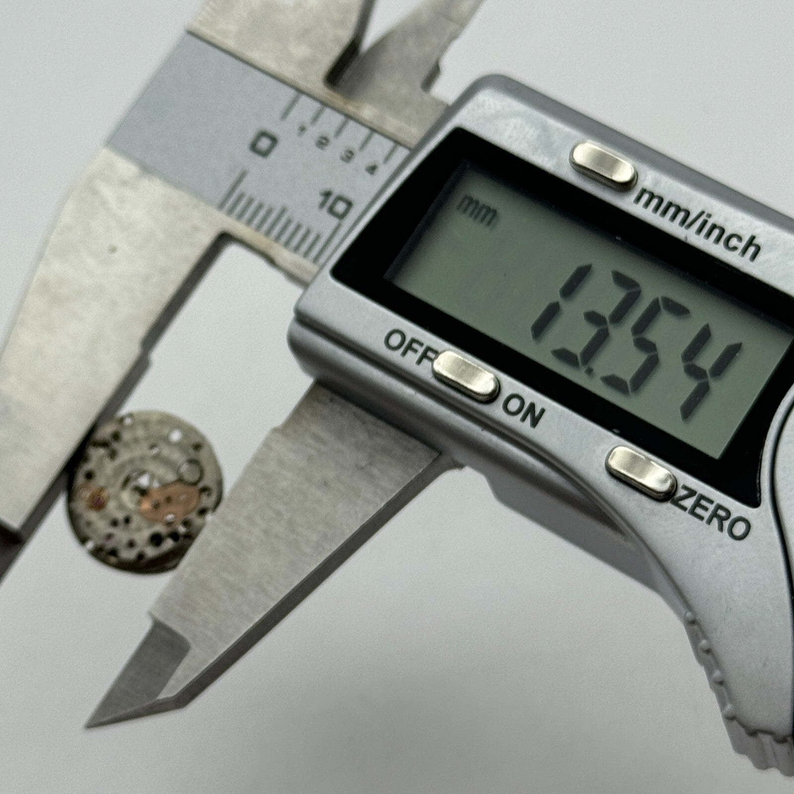 13.5mm Ladies Piaget 6N Backwind 17 Jewels Vintage Watch Movement PARTS SPARES