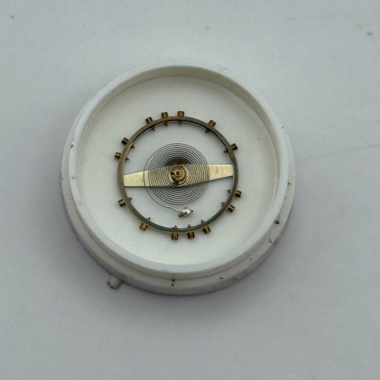 Felsa 4000 Balance Wheel Complete And Spring  965 M Watch Movement Parts NOS