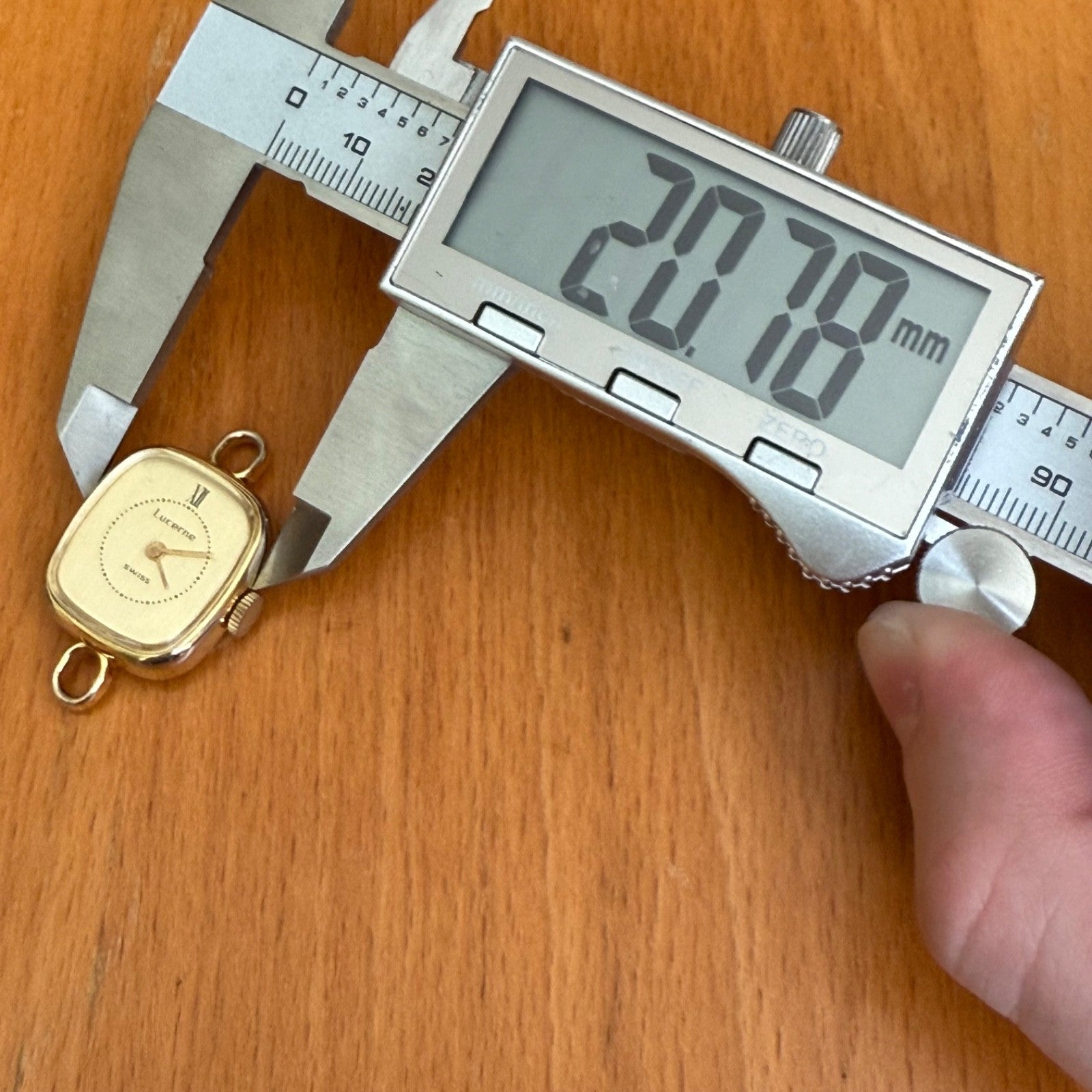 20mm Vintage Lucerne BFG 927 Swiss Gold Plated Manual Wind Watch PARTS / REPAIR