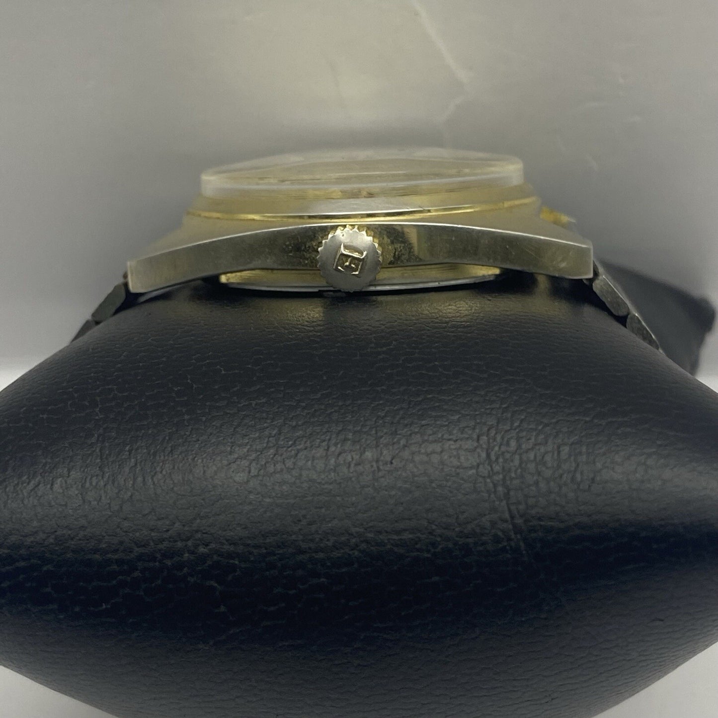 34mm WORKING Vintage Ladies Eurosonic Perfectime Amazing Green Dial 8.2 In Watch