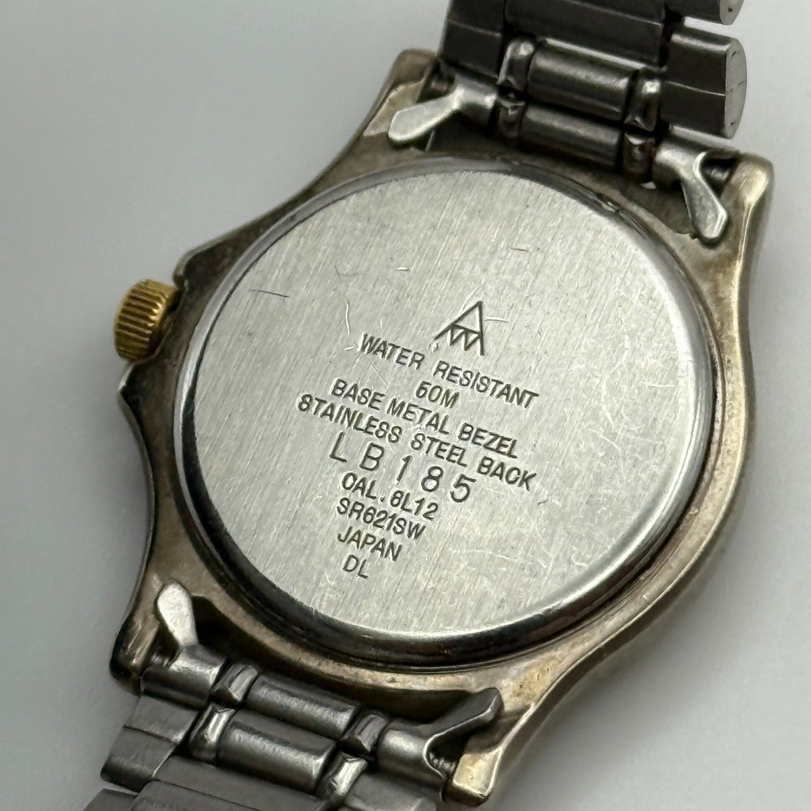 29mm Working Ladies Accurist WR50 Two Tone Date Dial Quartz Watch 5.5 Inches