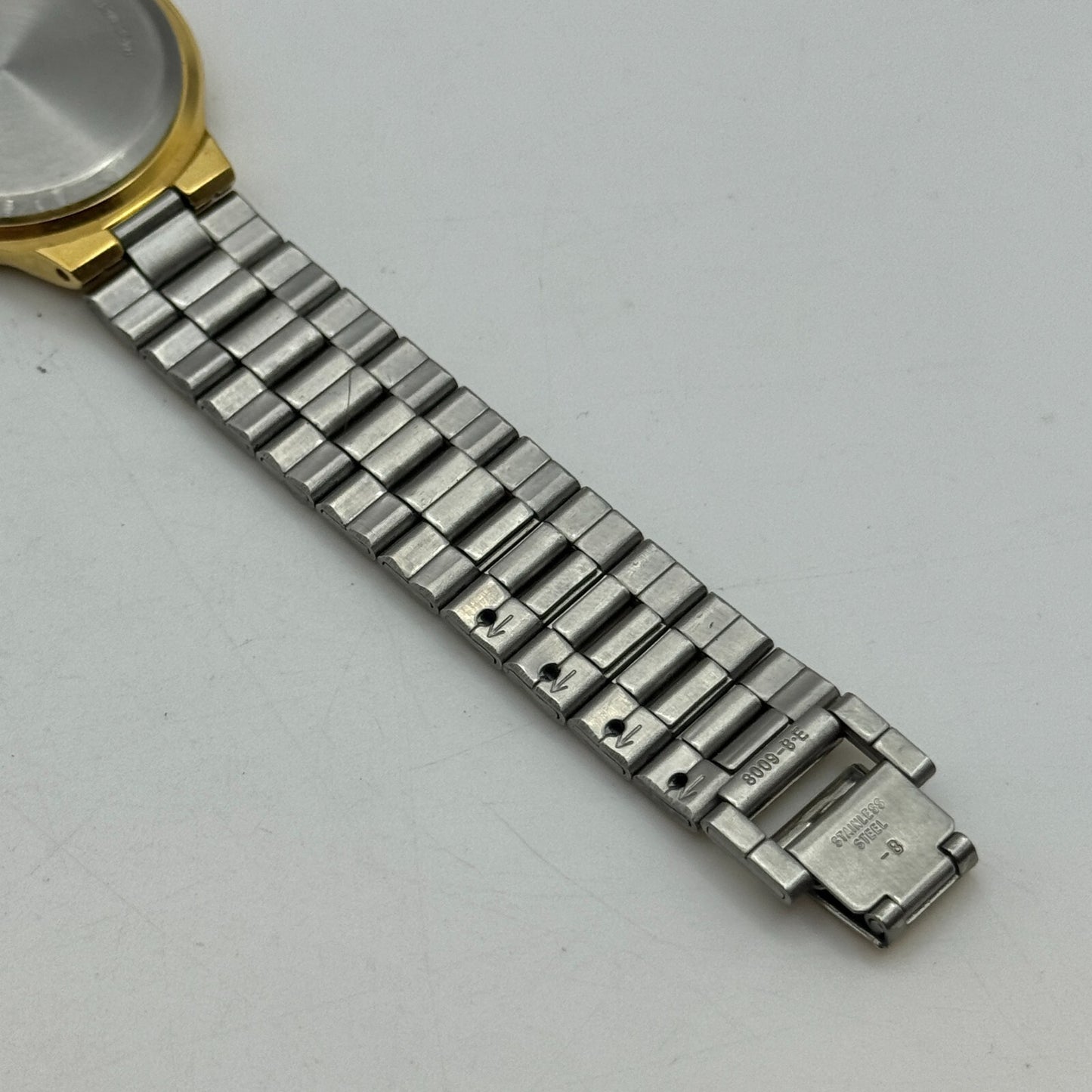 32mm Working Lorus V501-6J10 Quartz Watch Gold Tone New Battery 7.5 Inches