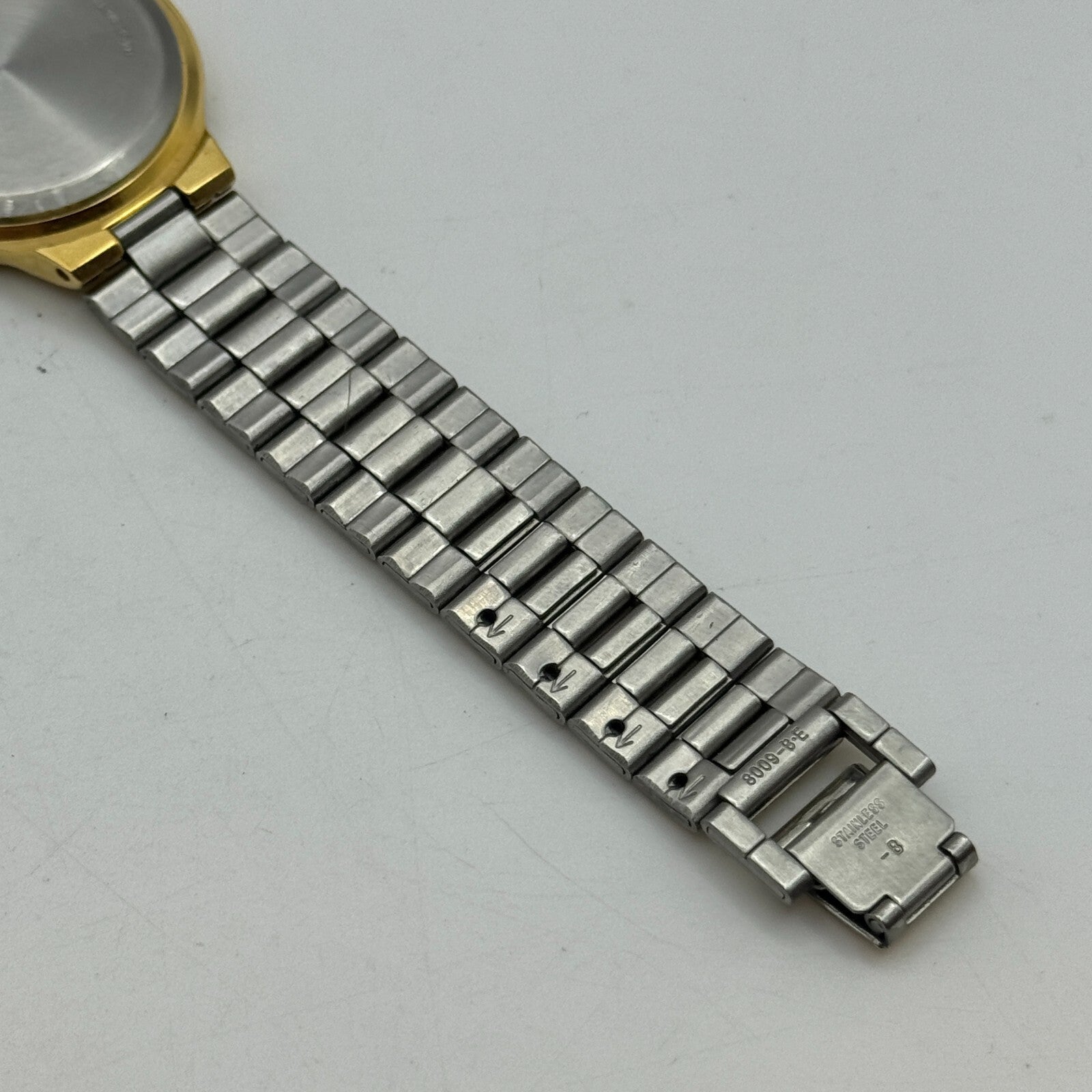 32mm Working Lorus V501-6J10 Quartz Watch Gold Tone New Battery 7.5 Inches