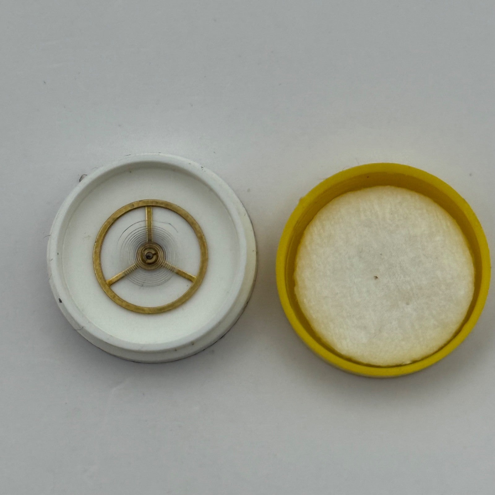 BFG 582 Balance Wheel Complete And Spring 13 1/2''' 1782 Watch Movement Parts 