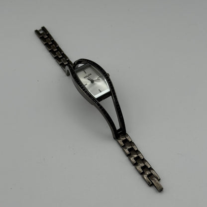 Solo Ladies Quartz Watch Silver Dial Crystal Accents Bracelet Working 20mm