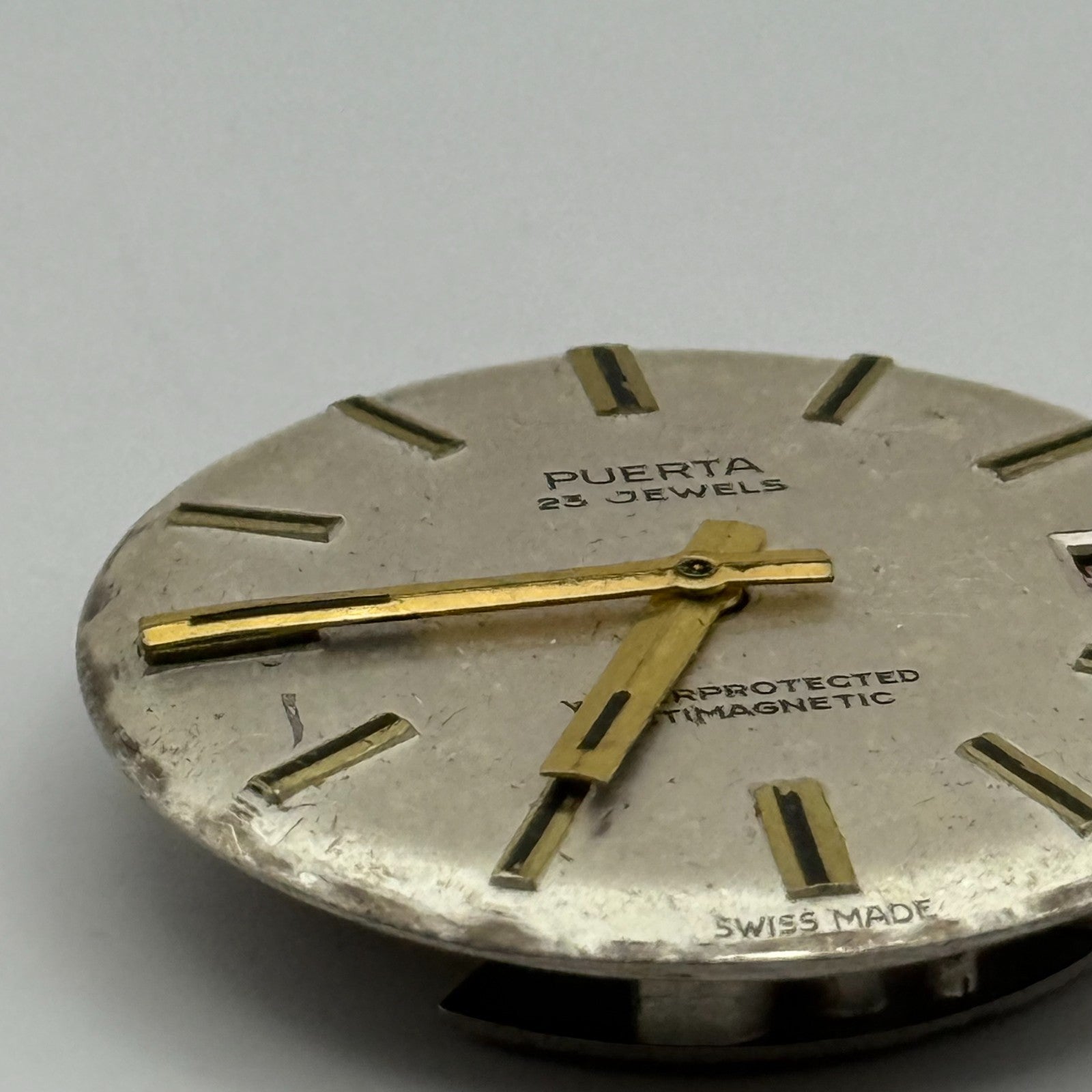 EB 8021N Watch Movement Puerta Date Manual Wind Vintage Parts Repair 25.9mm