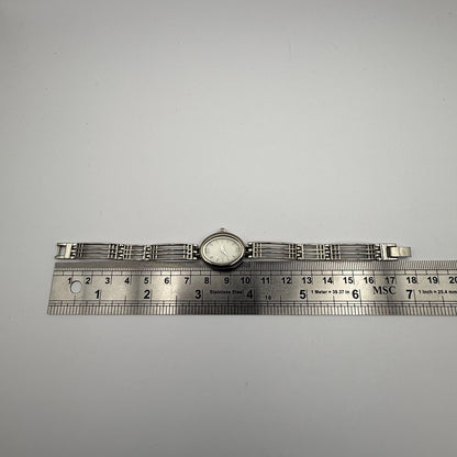 Ladies Quartz Watch Oval White Dial Silver Tone Bracelet Working 18mm 6 Inches