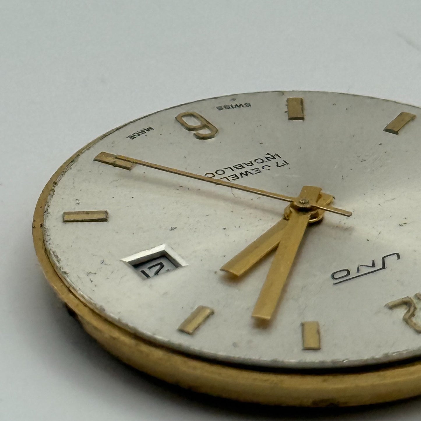 ETA 2408 Date Watch Movement UNO Manual Wind Vintage Swiss Parts Repair 31.8mm
