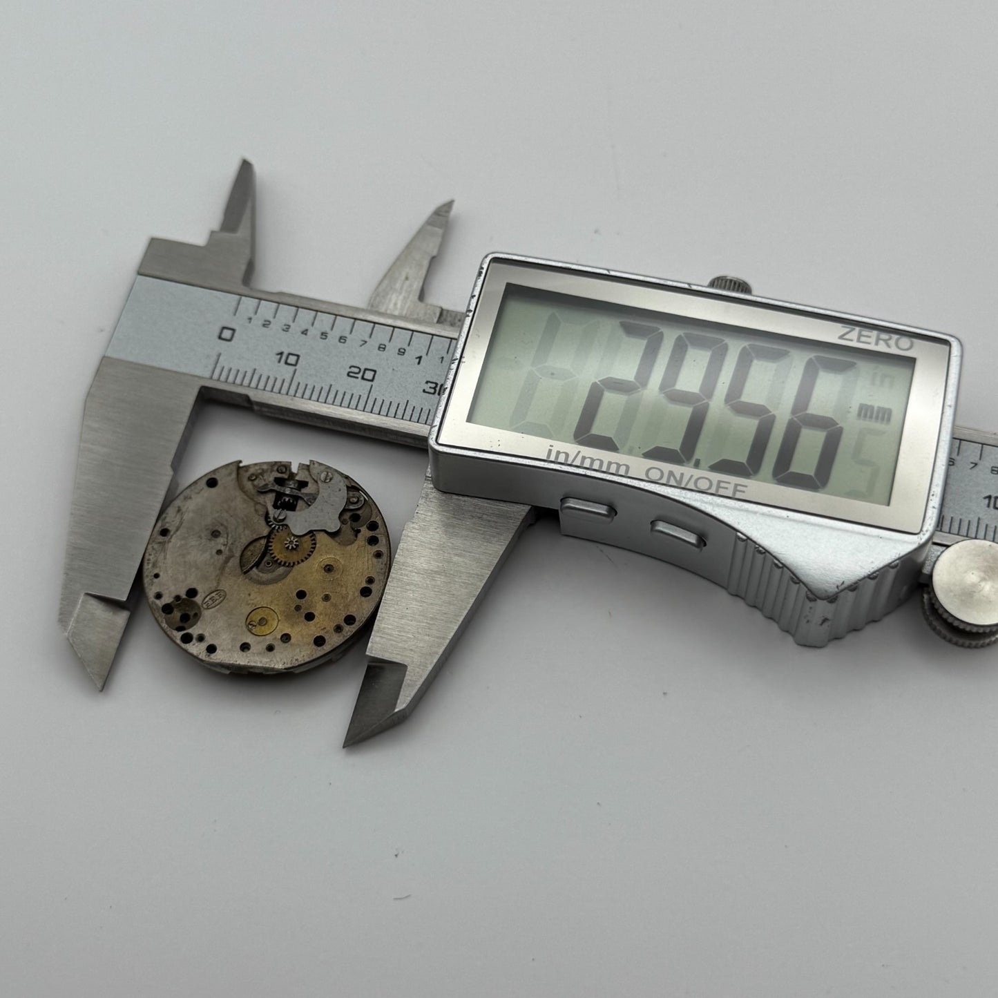 FEF Trench 15 Jewels Watch Movement Manual Wind Vintage Parts Repair 29.5mm