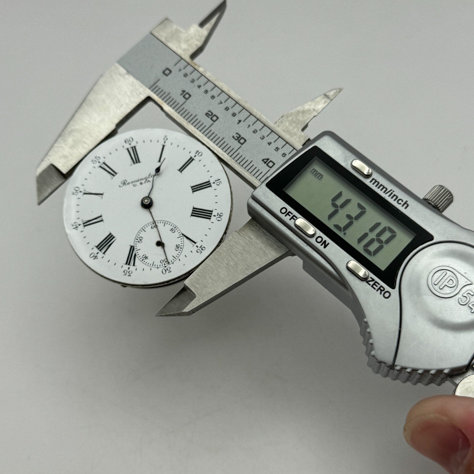 43.1mm Antique Remington USA 11 Jewels Hunter Pocket Watch Movement PARTS SPARES