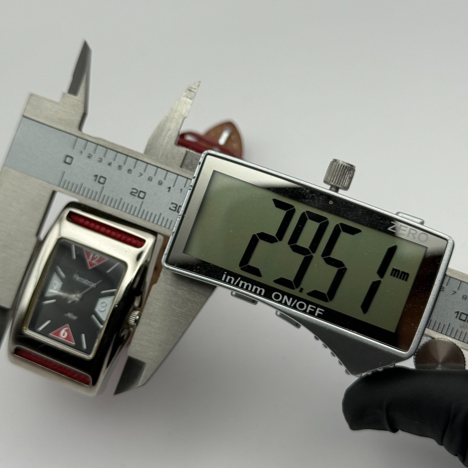 Armitron Now Ladies Quartz Watch Black Dial Red Leather Strap Japan Working 27mm