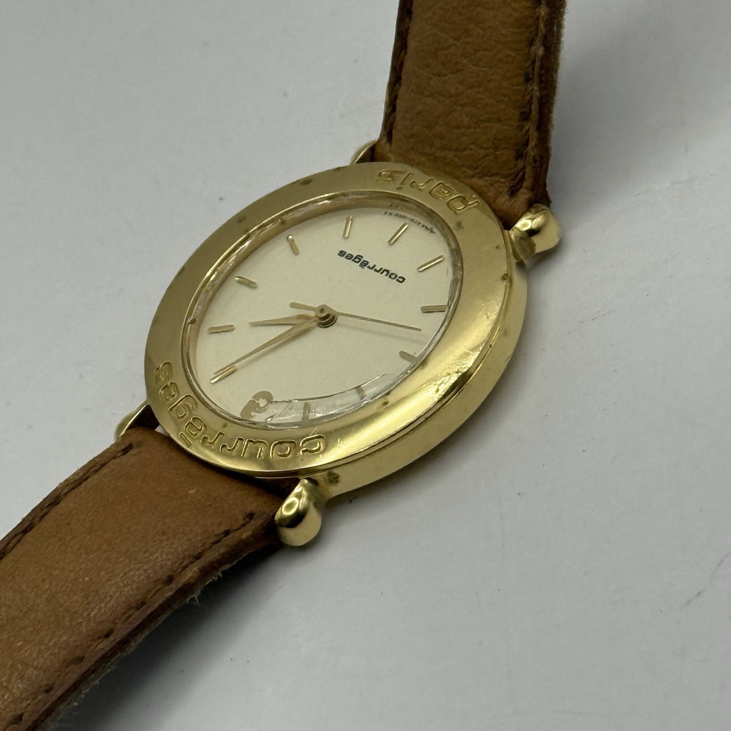 30mm Working Ladies Vintage Courreges Paris 5Y31-1000 Gold Plated Quartz Watch
