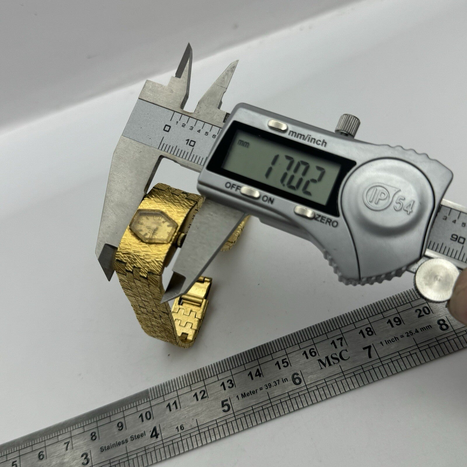 15mm Ladies Manual Wind Limit Gold Plated Swiss Watch NON WORKING