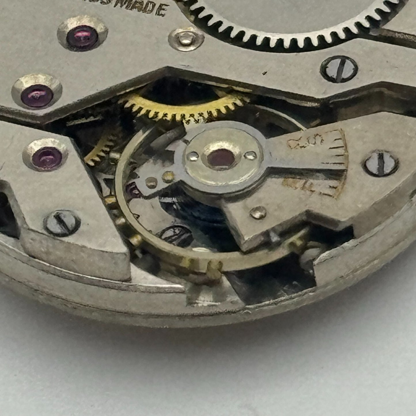 23.6mm Arogno A 150 Manual Wind 15 Jewels Vintage Swiss Watch Movement PARTS