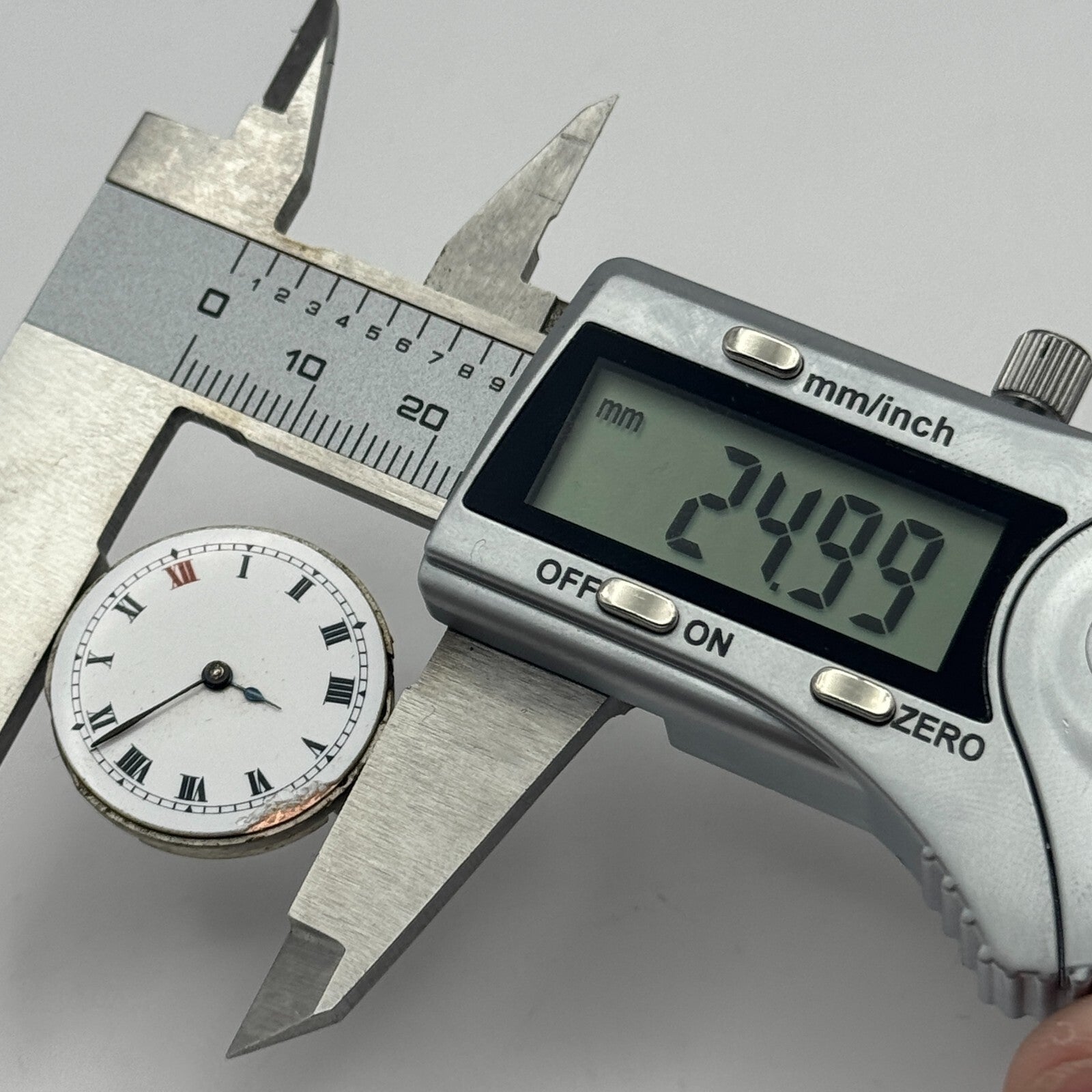 25mm Men's Dreadnought Balance Ok Vintage Swiss Trench Watch Movement PARTS