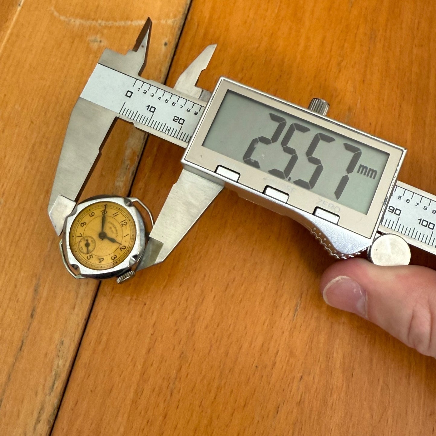 25mm Vintage Ingersoll Dot Nickel Chromium Swiss Manual Wind Watch PARTS REPAIR