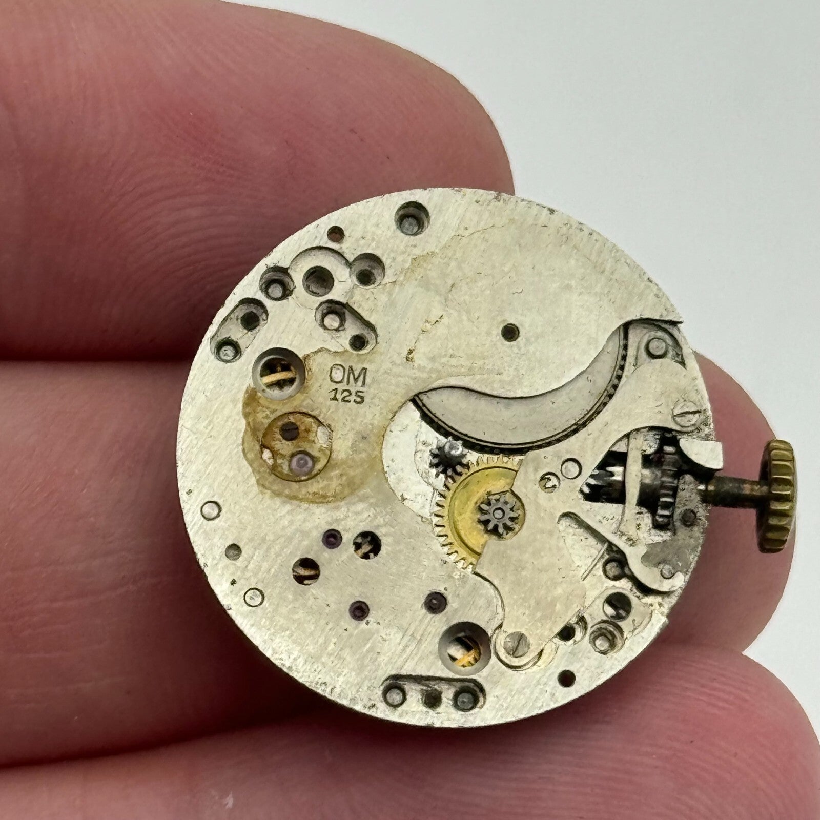 23.5mm O Maire OM 125 Manual Wind 17 Jewels Swiss Watch Movement Vintage PARTS