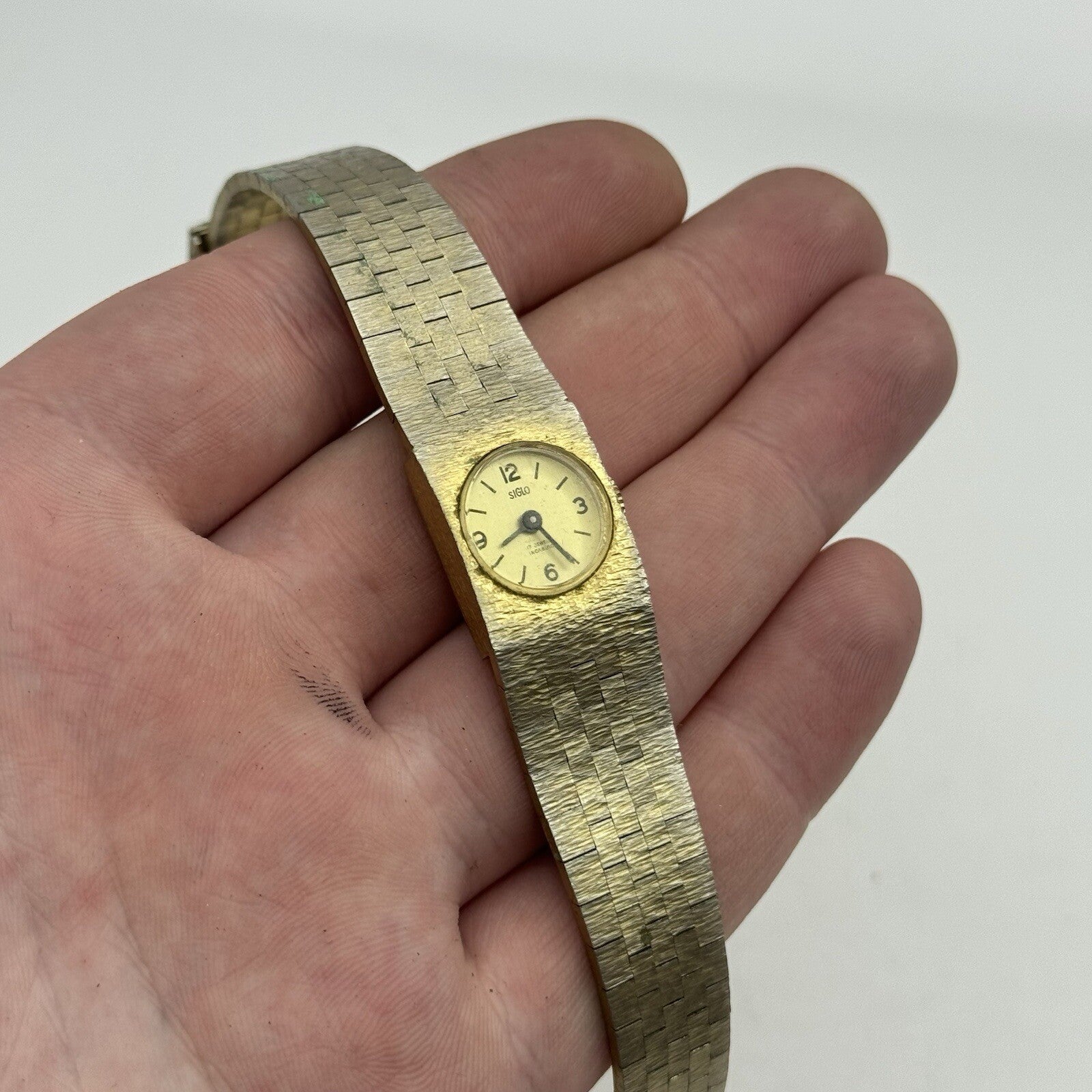 16mm Ladies Siglo Full Lever Faded Gold Manual Wind Vintage Watch 2 Mins Fast