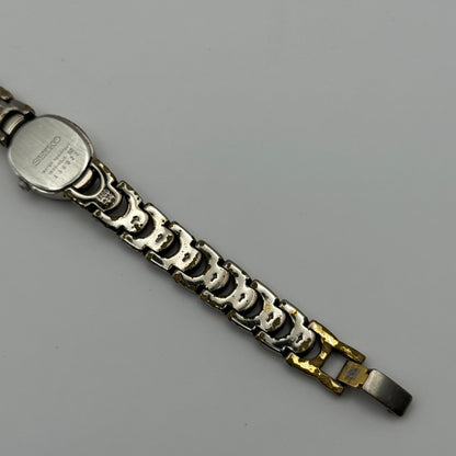 Seiko Ladies Quartz Watch Oval Dial Silver Tone Bracelet Japan Working 16mm