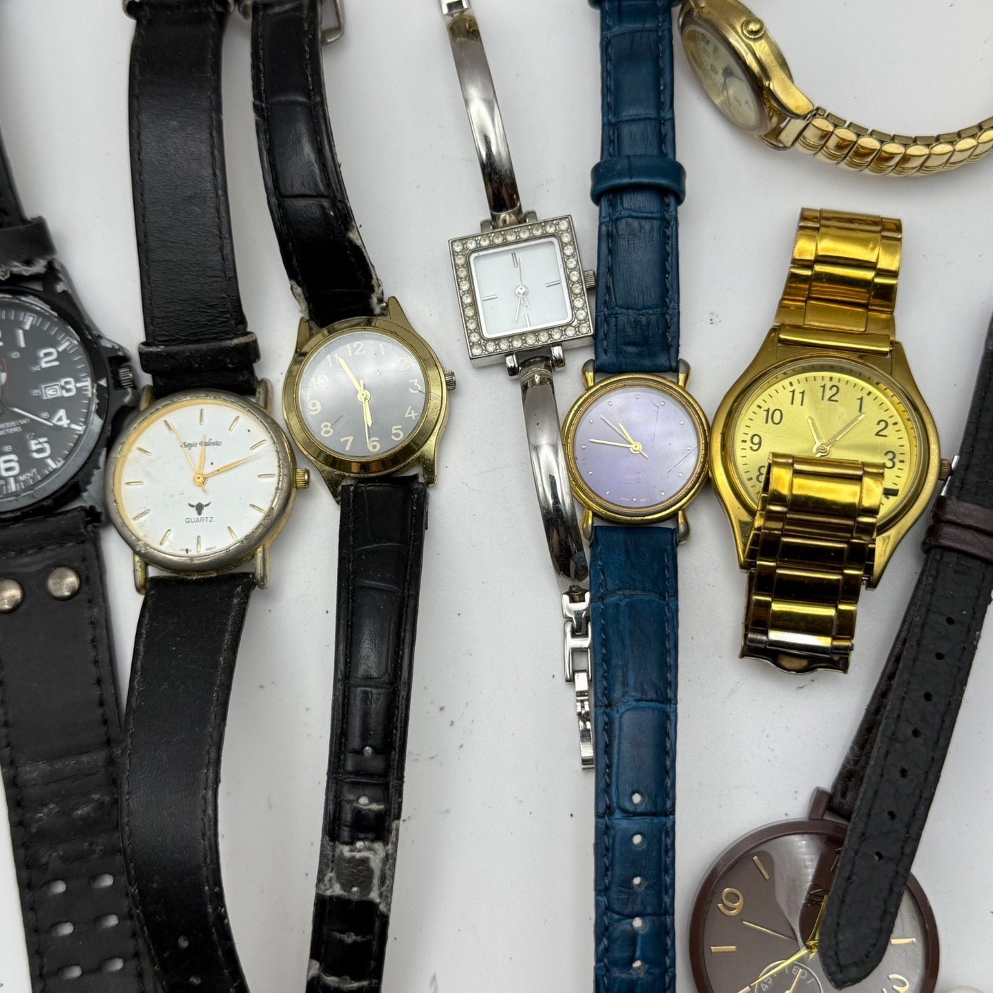 Bundle Of 16 Quartz Watches Modern / Vintage Untested Parts / Repair / Crafts