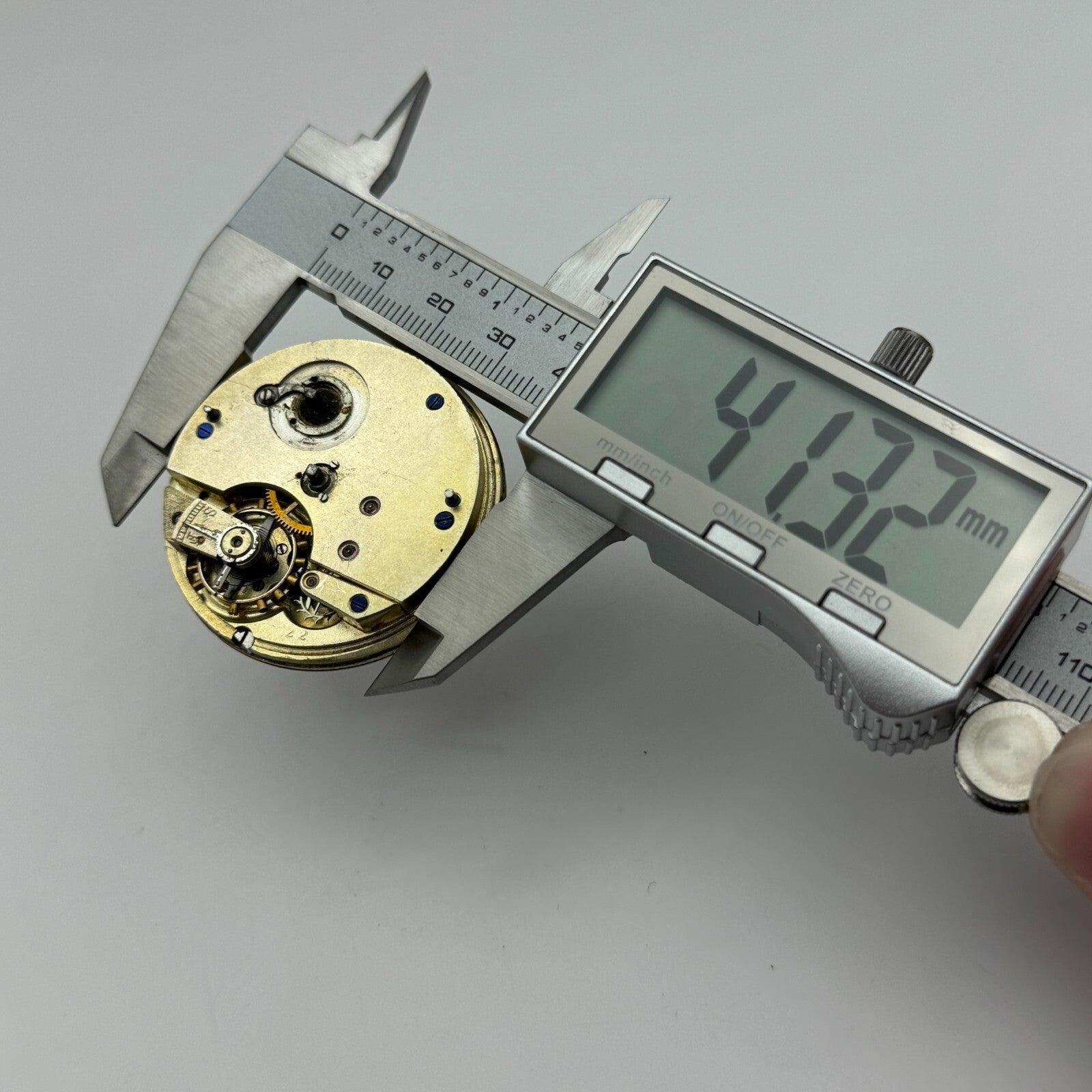 44.8mm Antique Henry E Peck London Swiss Key Wound Pocket Watch Movement PARTS