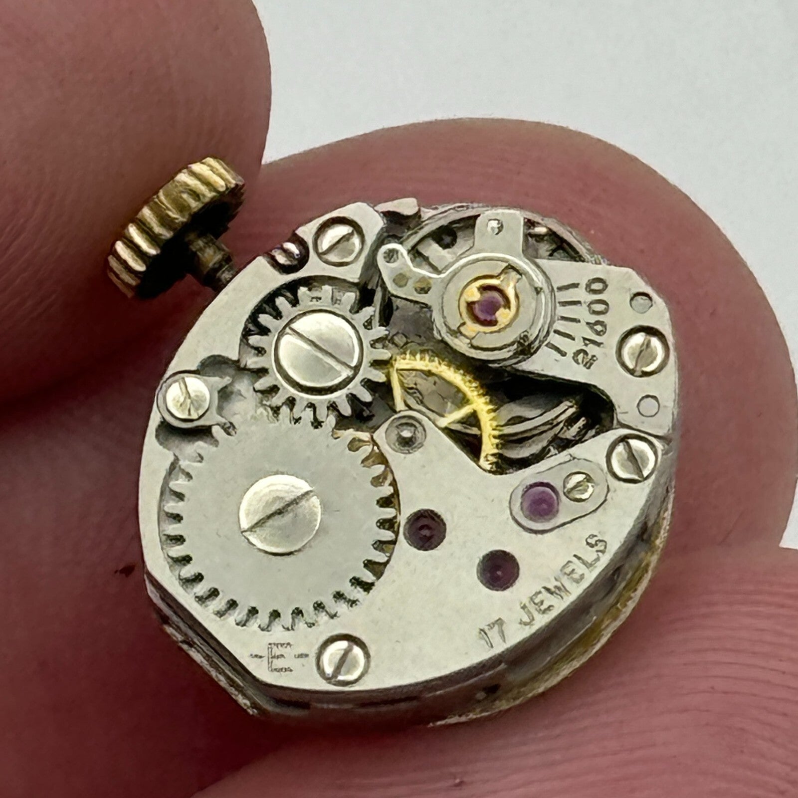 13mm Ladies Anker PUW 1075 Manual Wind Watch Movement 21600 Swiss Vintage PARTS