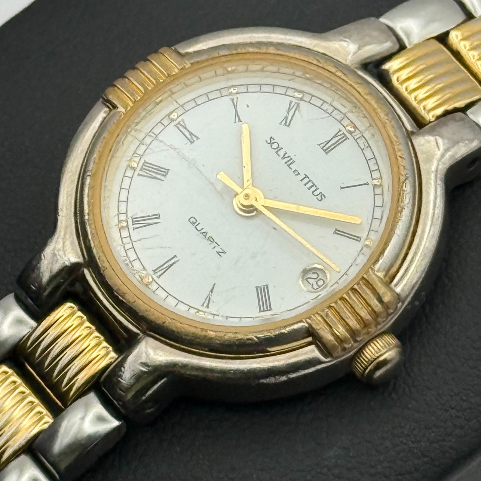 Solvil Et Titus Ladies Quartz Watch Date Dial Two Tone Bracelet Working 25mm