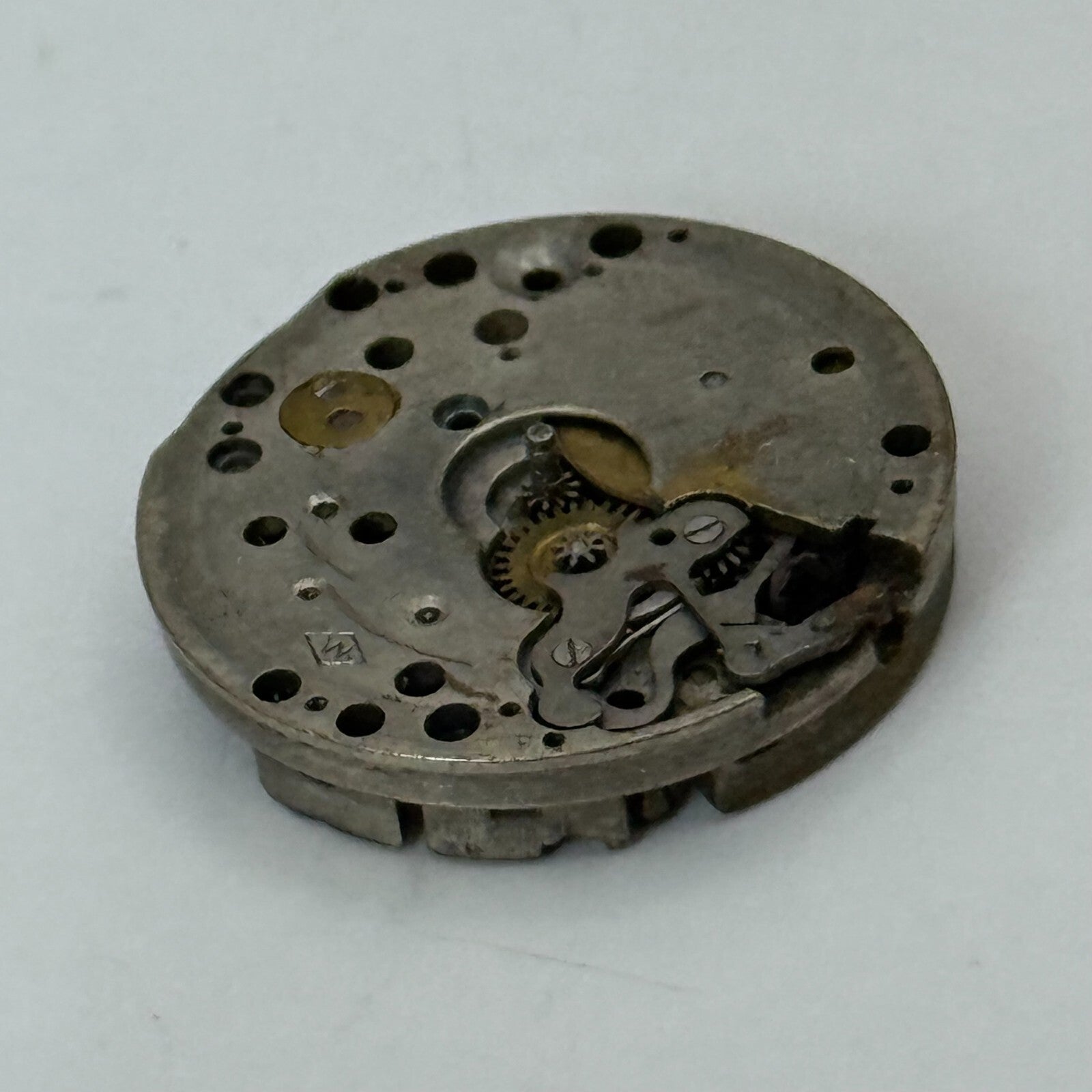 22mm Vintage Bernex Maru 233 Swiss Made Manual Wind Watch Movement PARTS REPAIR