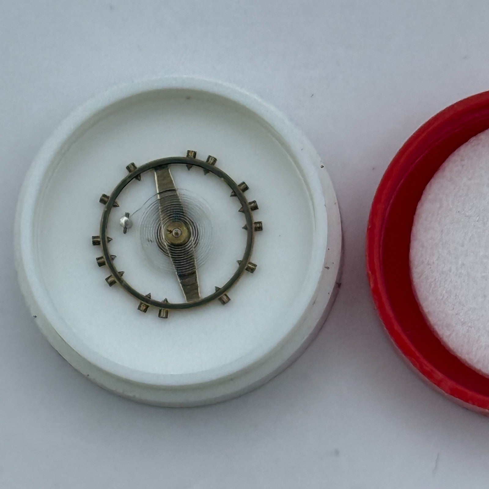 FEF 290 Balance Wheel Complete And Spring 10 1/2''' 174 Watch Movement Parts NOS