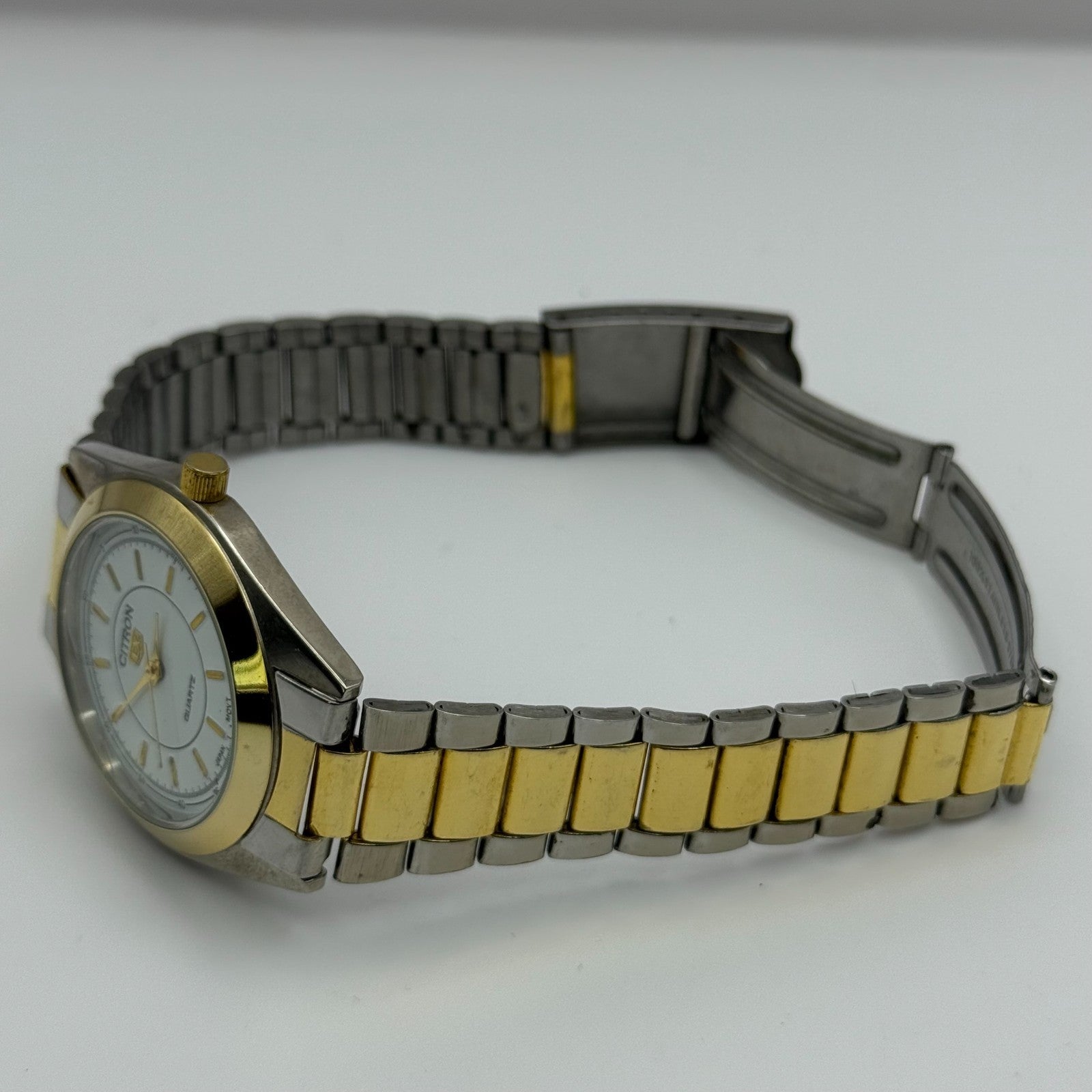 Citron EX Men's Quartz Watch White Dial Two-Tone Bracelet Japan Working 36mm