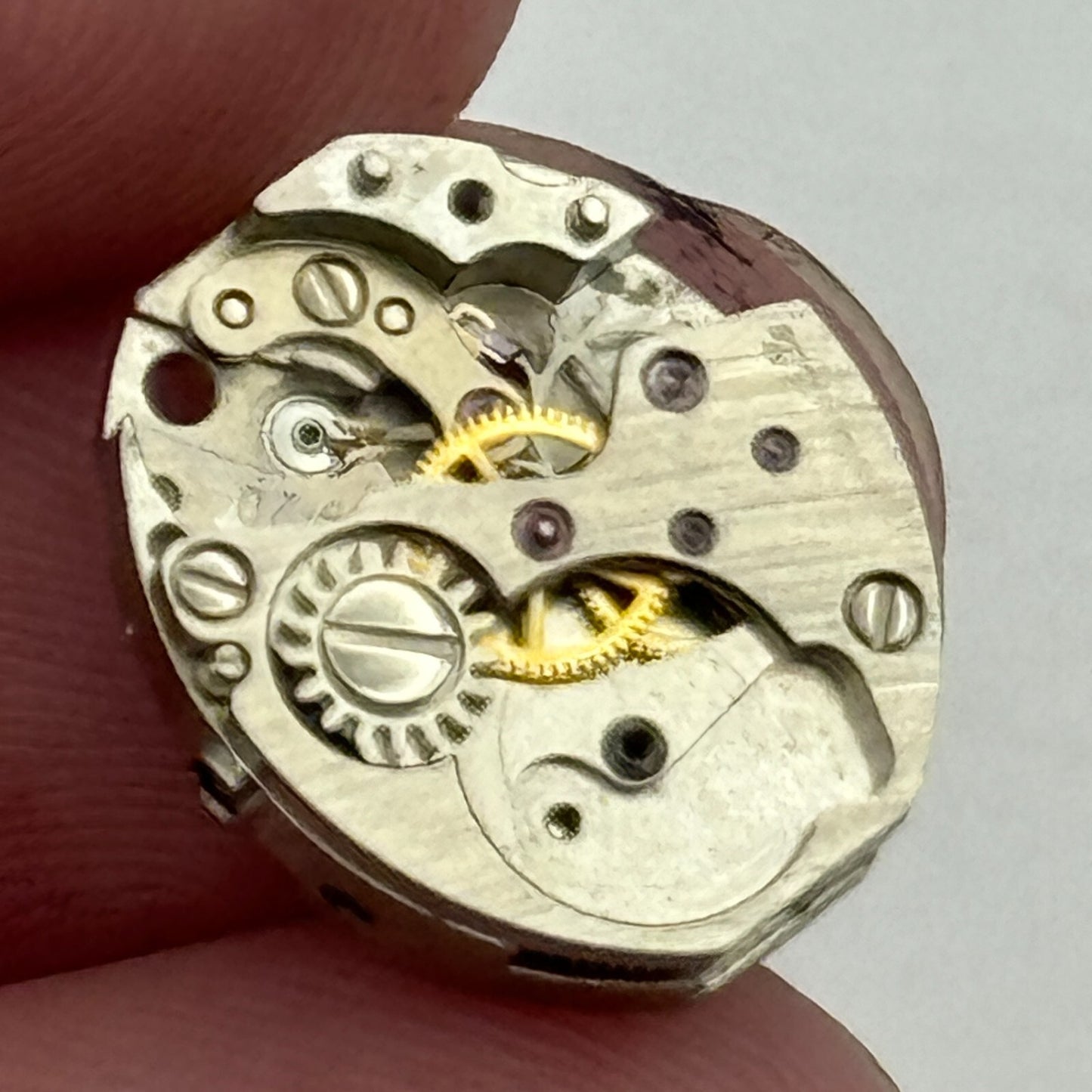 12.9mm Glashutte GUB 09-20 Ladies Manual Wind Watch Movement Vintage Swiss PARTS