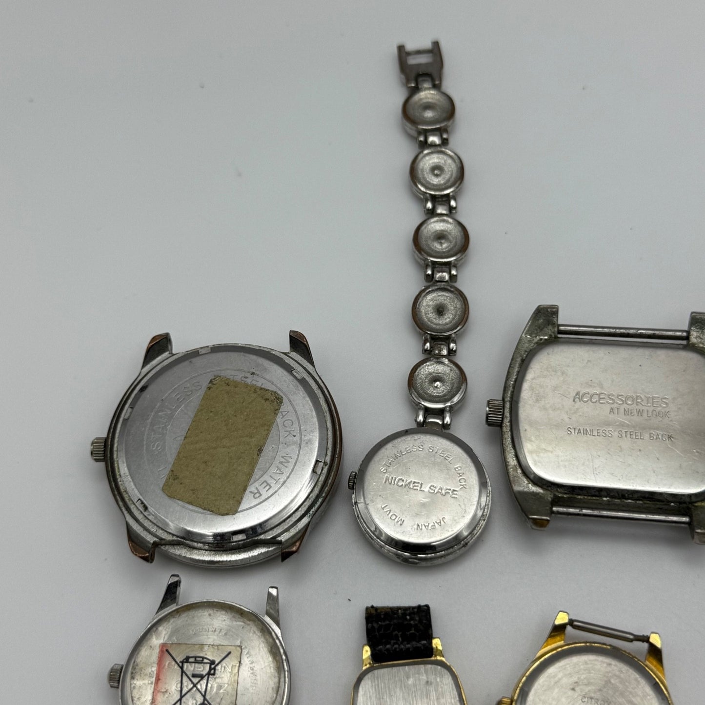 Bundle Of 16 Quartz Watches Modern / Vintage Untested Parts / Repair / Crafts