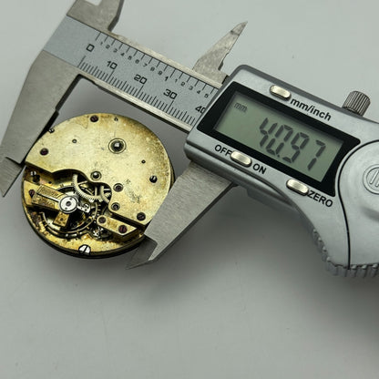 42.7mm Unidentified Antique Key Wound Pocket Watch Movement PARTS SPARES REPAIRS