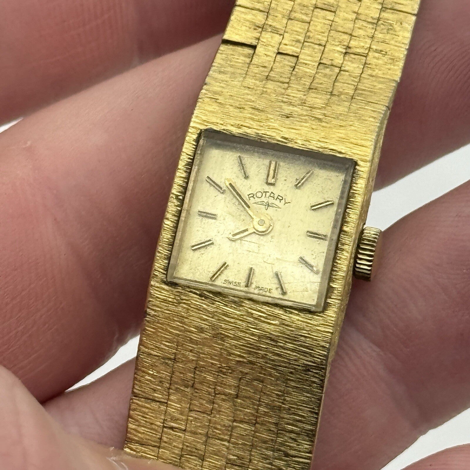 15mm WORKING Ladies Rotary Gold Plated Bark Affect Watch Manual Wind Vintage