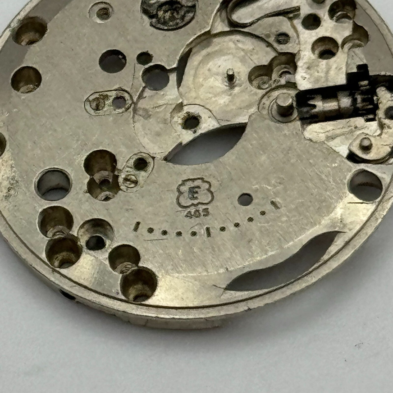 25.9mm Men's Felsa F 465 Partial Manual Wind Watch Movement Vintage Swiss PARTS