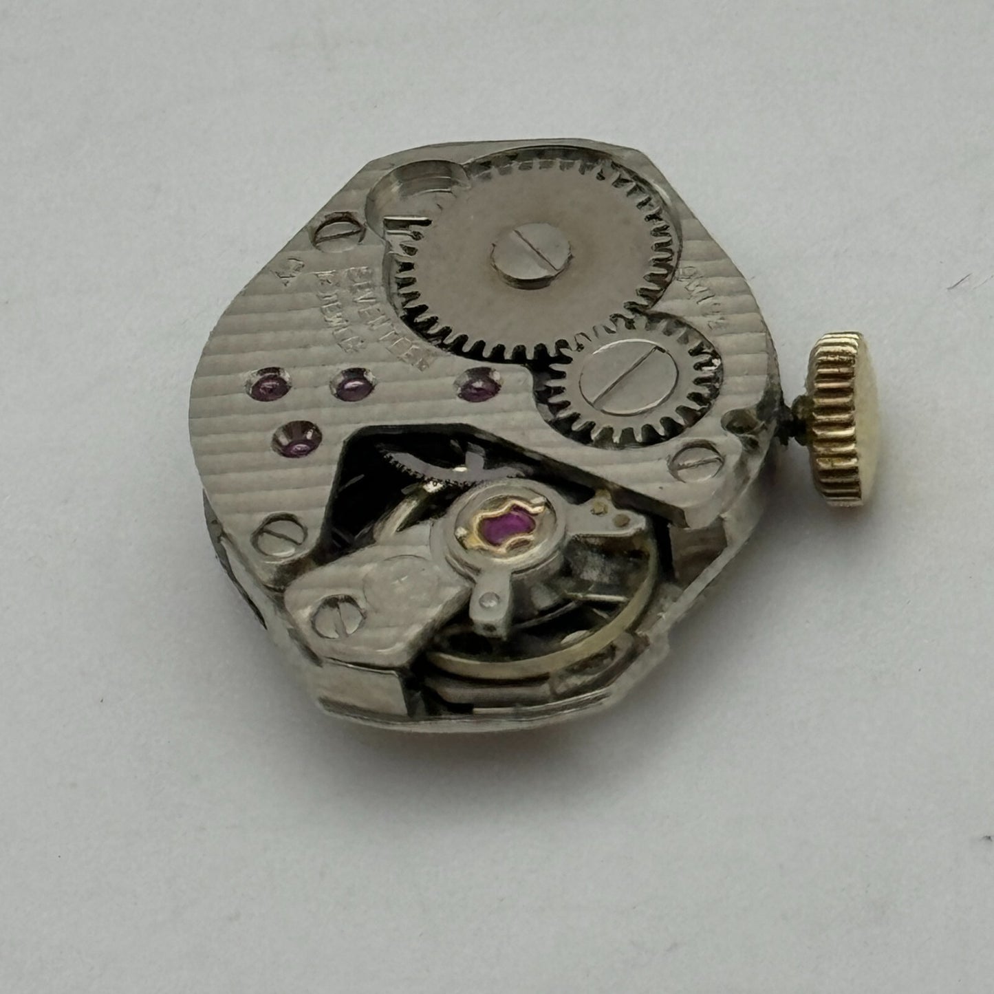 15mm Ladies Avia FHF 69N Manual Wind Watch Movement Swiss Vintage PARTS SPARES