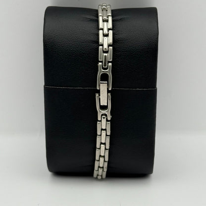 Buckingham Ladies Quartz Watch Purple Dial Silver Tone Bracelet Working 18mm