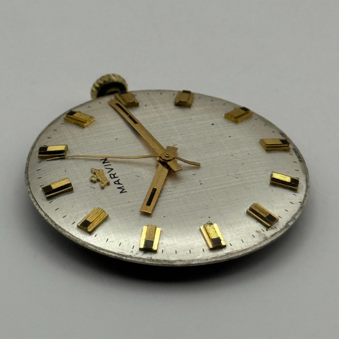 Marvin 621 Watch Movement Manual Wind Vintage Swiss 17 Jewels Parts 25.9mm