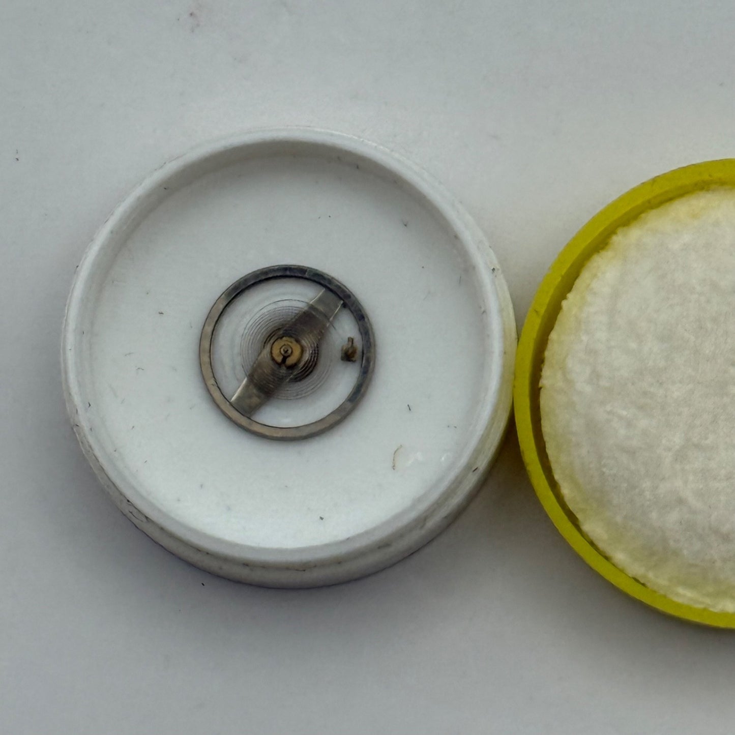 BRAC 2021, 2051 Balance Wheel Complete And Spring 69 M Watch Movement Parts NOS