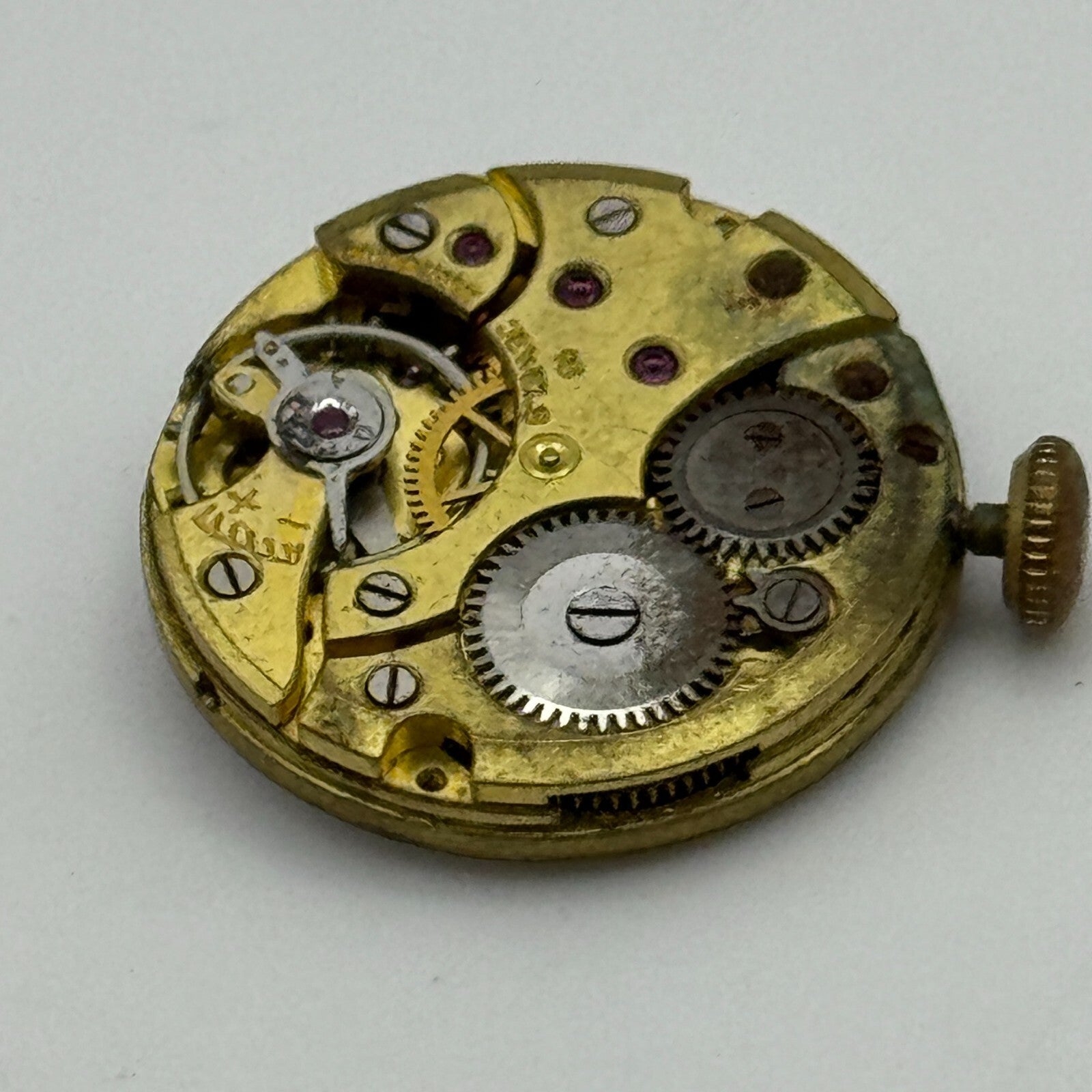 19.7mm Thomas Russell & Son Revue Manual Wind Watch Movement Swiss Vintage PARTS