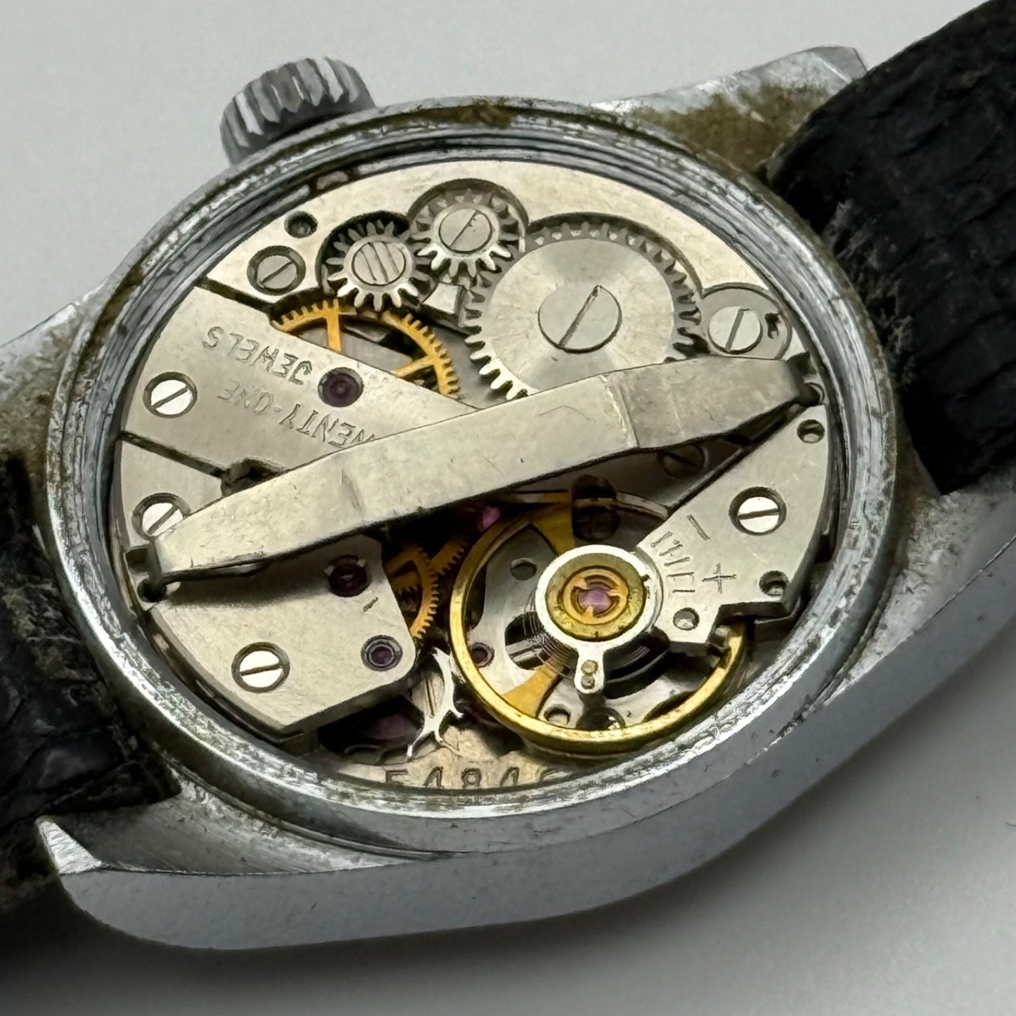 23mm Vintage Velma 17 Rubis Shockproof 21 Jewels Manual Wind Watch PARTS REPAIR