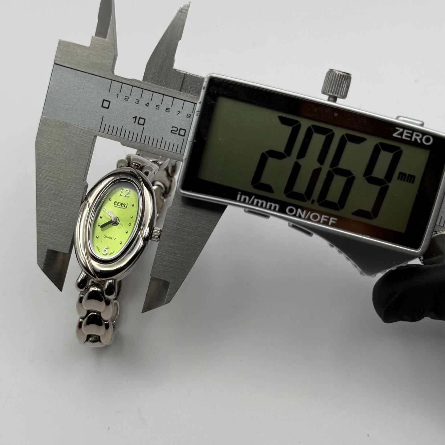 Censi Collection Tiempo Ladies Quartz Watch Silver Tone Chain-Link Working 18mm