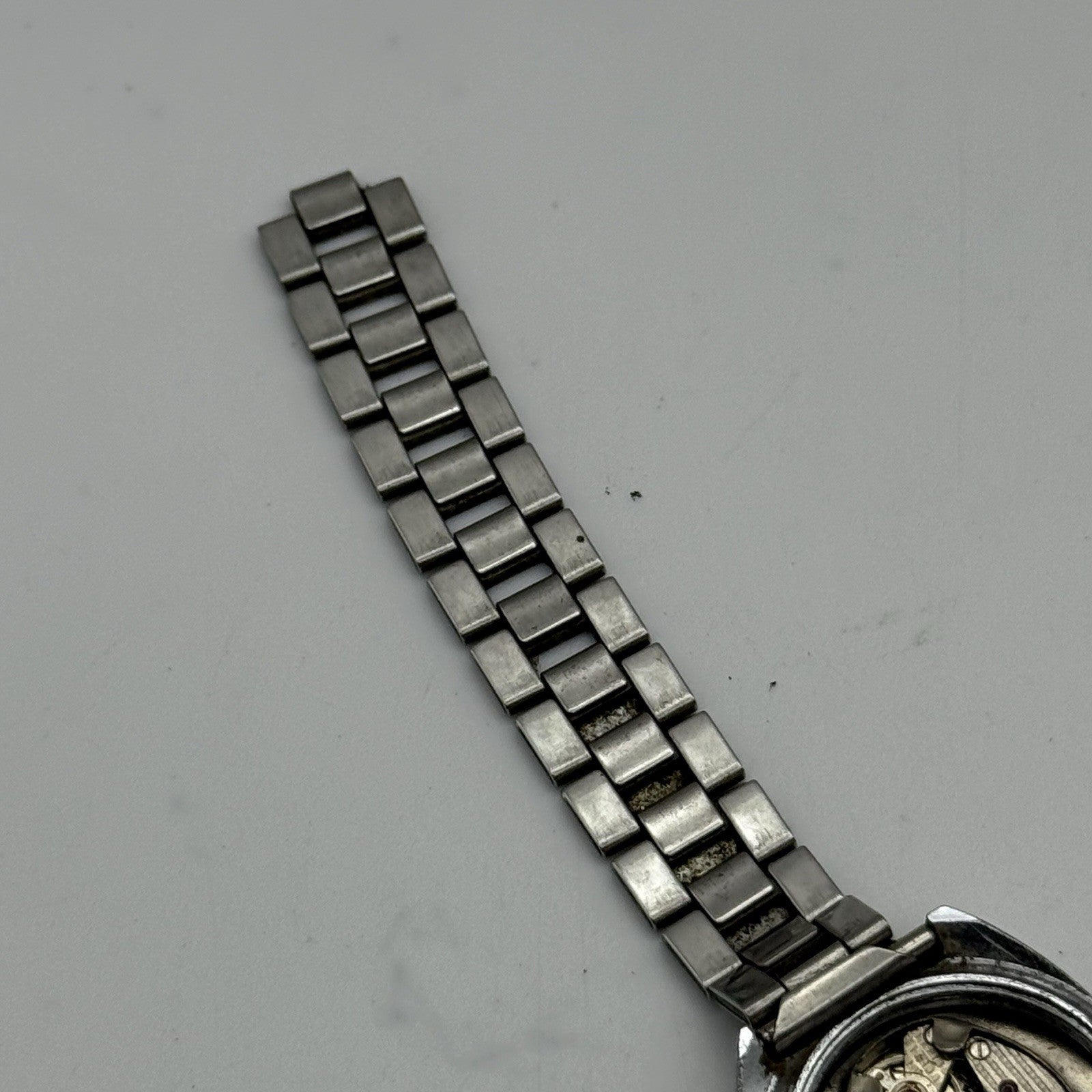 27mm Vintage Cliper 17 Rubis Incabloc Manual Wind Swiss Watch For PARTS REPAIR