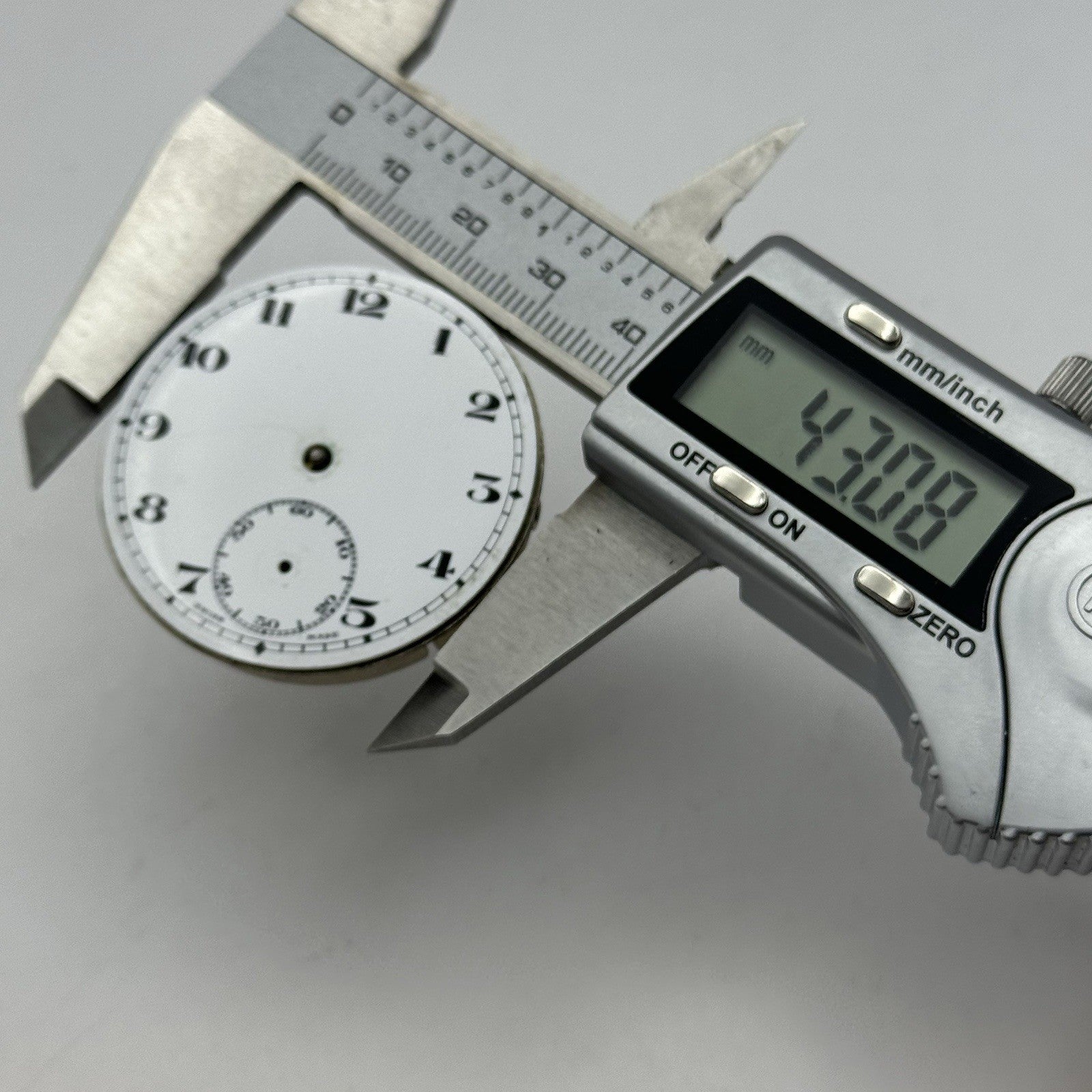 43mm Derrick 15 Jewels Swiss Vintage Hunter Pocket Watch Movement PARTS REPAIR