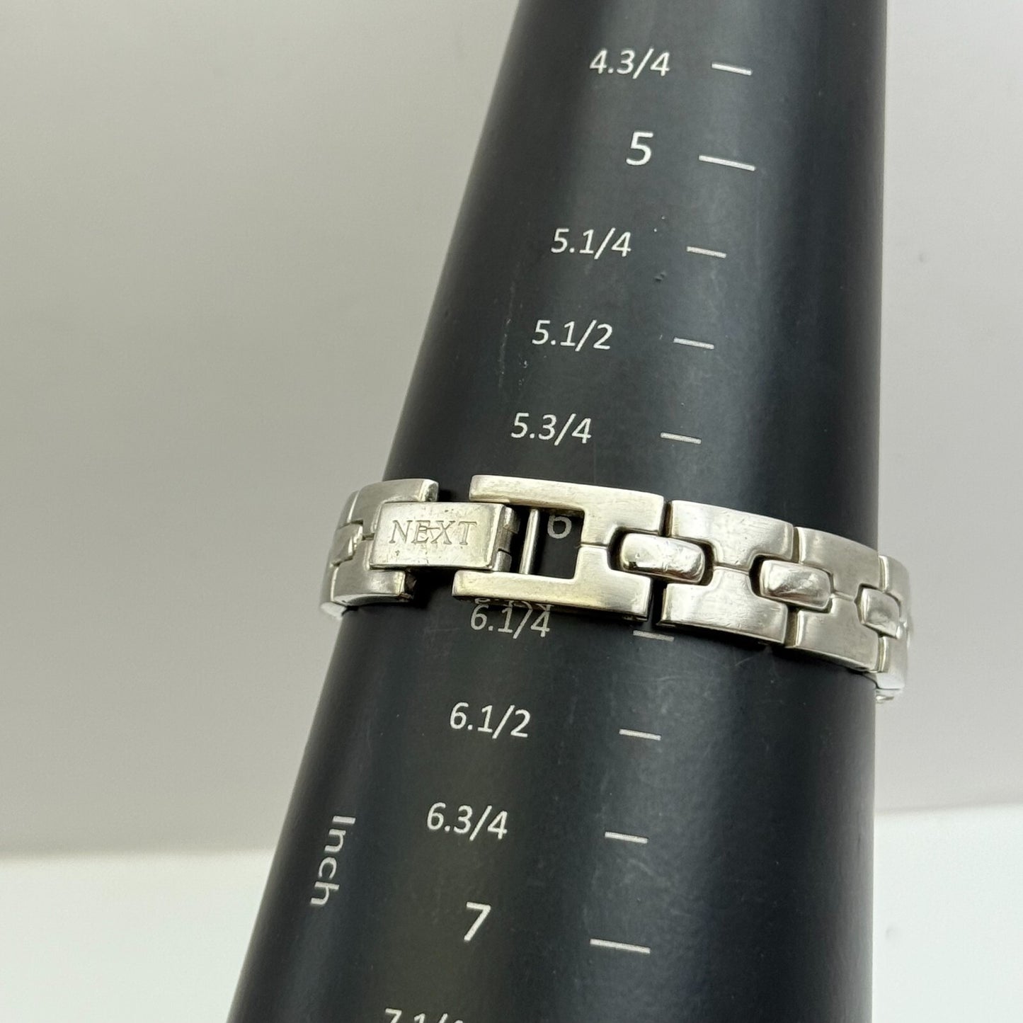 22mm Working Ladies Next M77459 Silver Tone Jewelled Quartz Watch 6 Inches