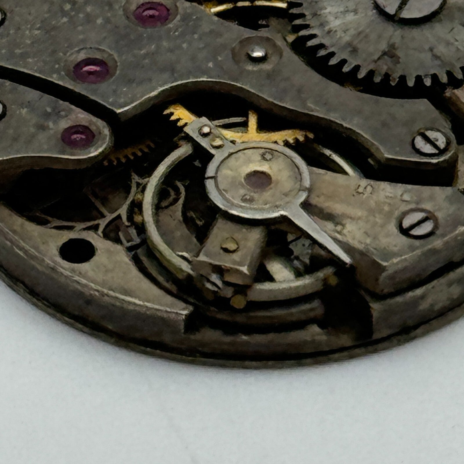 23.6mm Unidentified 15 Jewels Swiss Vintage Manual Wind Watch Movement PARTS