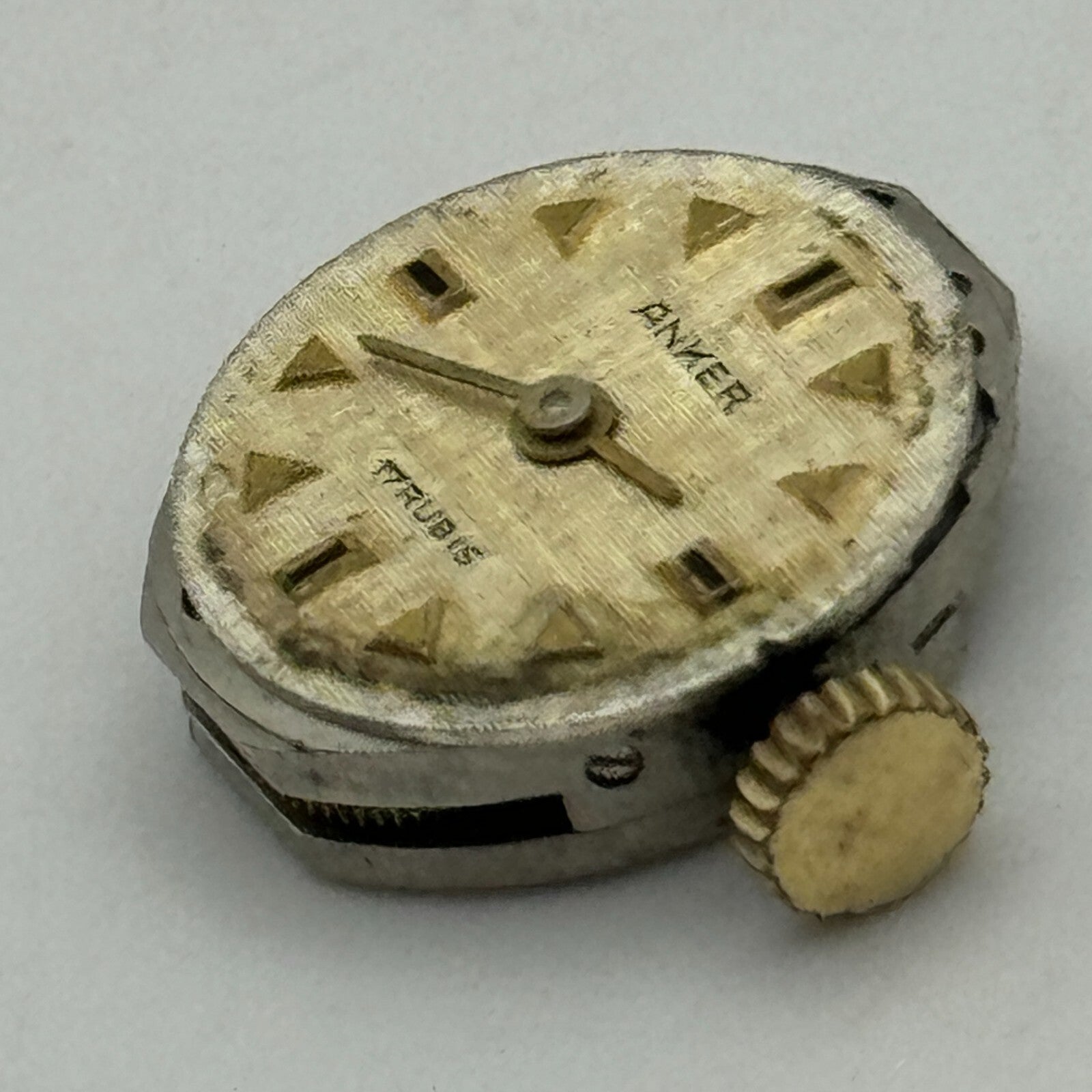 13mm Ladies Anker PUW 1075 Manual Wind Watch Movement 21600 Swiss Vintage PARTS