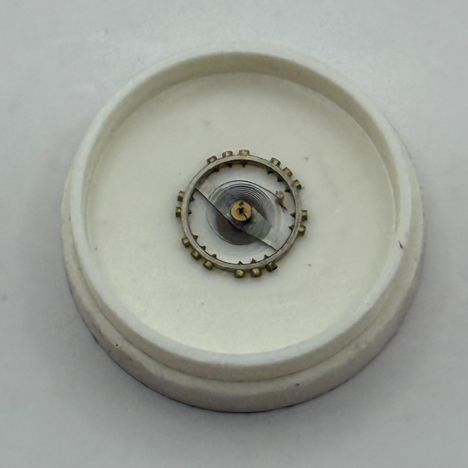 AS 976 1012 Balance Wheel Complete And Spring 29 M Watch Movement Parts NOS 