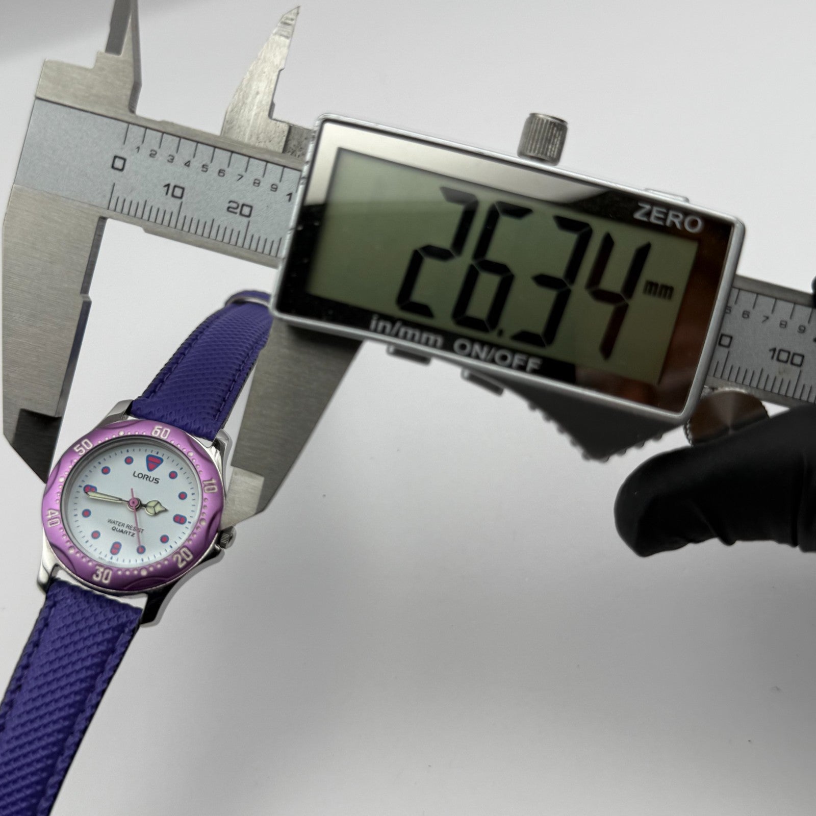 Lorus Quartz Watch White Dial Purple Strap Bezel Japan Working 26mm New Battery