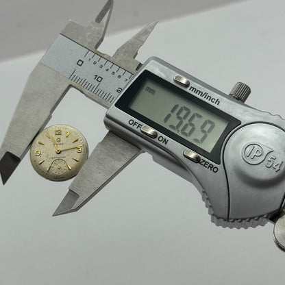 19.7mm Cyma R.424 Sub Seconds Manual Wind Watch Movement Swiss Vintage PARTS